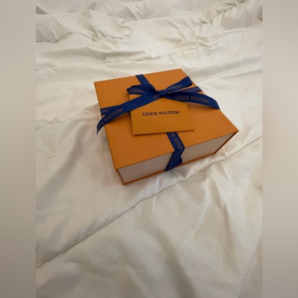 Louis Vuitton x Virgil Monogram Reversible Belt - Picture 5 of 8